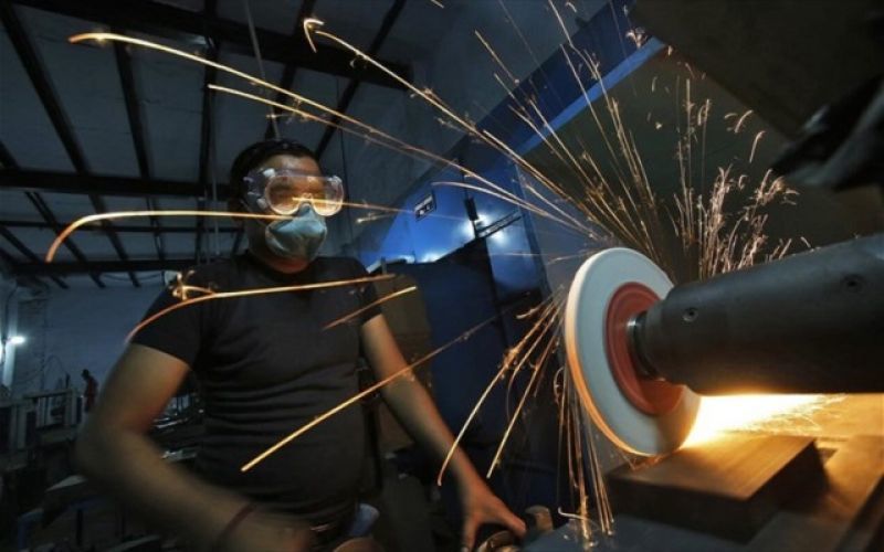 ΕΛΣΤΑΤ: Μείωση 4,8% στις τιμές παραγωγού στη βιομηχανία το Φεβρουάριο