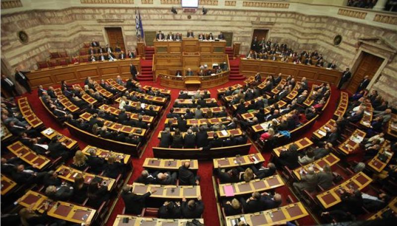 Στην ολομέλεια η νέα ρύθμιση για τις offshore (live)