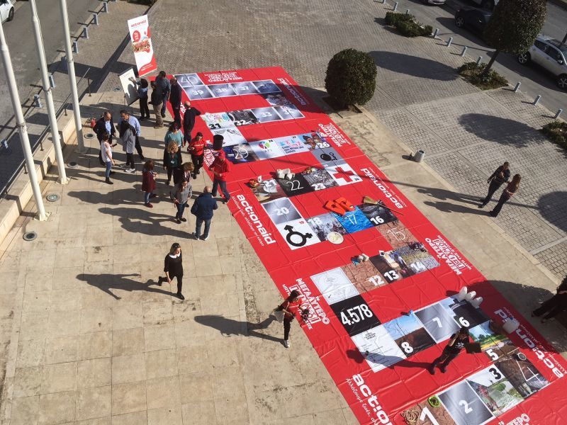 INTERAMERICAN-ActionAid: Διαδραστική εμπειρία εργαζομένων για τη φτώχεια