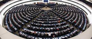 Ευρωβουλή: Κίνδυνο κατάχρησης εξουσίας εγκυμονούν τα μέτρα κατά του COVID-19!