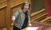 Χριστοφιλοπούλου: Καθυστερούν συντάξεις για να εμφανίσουν "δήθεν" πλεόνασμα στον ΕΦΚΑ