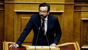 Ταραντίλης: Στόχος οι 20.000 εμβολιασμοί ημερησίως- Αυστηροί έλεγχοι στην αγορά