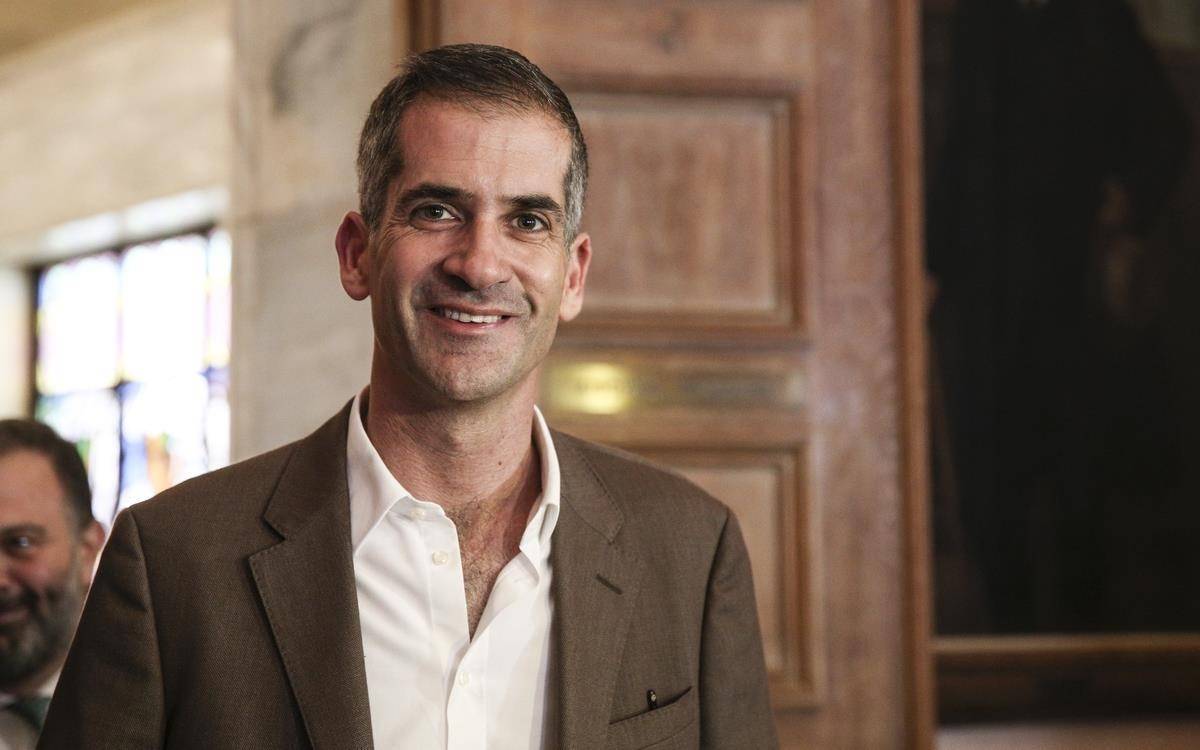 Μπακογιάννης: Ό,τι ξηλώνεται από το Μεγάλο Περίπατο, μεταφέρεται σε γειτονιές