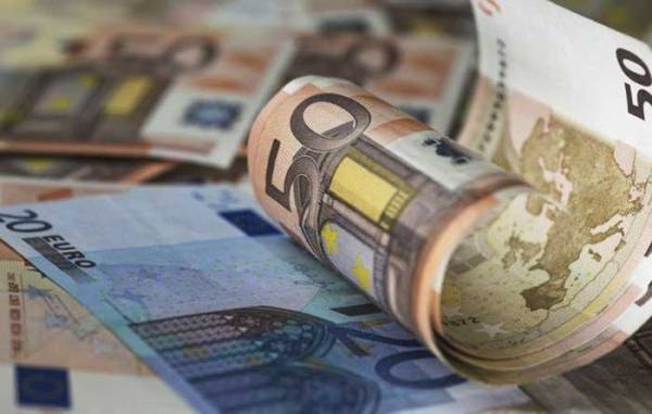 Το μέρισμα περιμένουν αγορά και εφορία