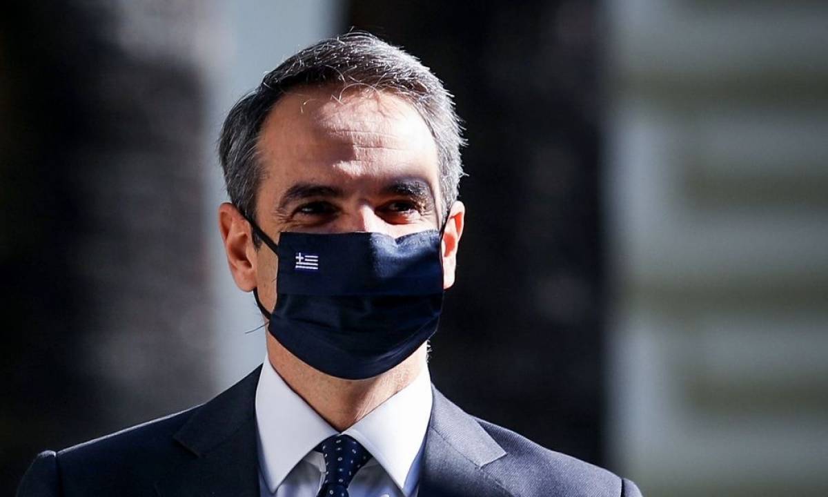 Politico: Ο Μητσοτάκης προτείνει την εισαγωγή πιστοποιητικού εμβολιασμού
