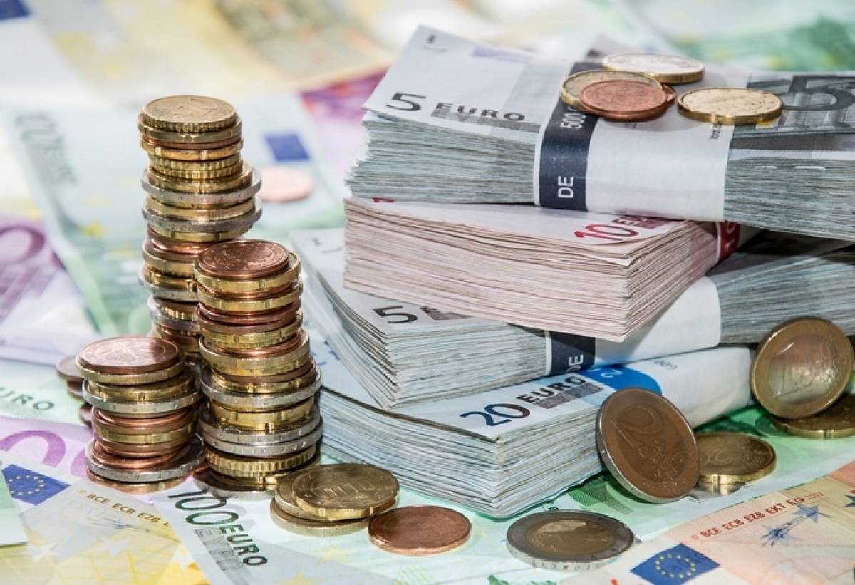 Στόχος για 7 δισ. από εισπράξεις ληξιπρόθεσμων και αναγκαστικά μέτρα