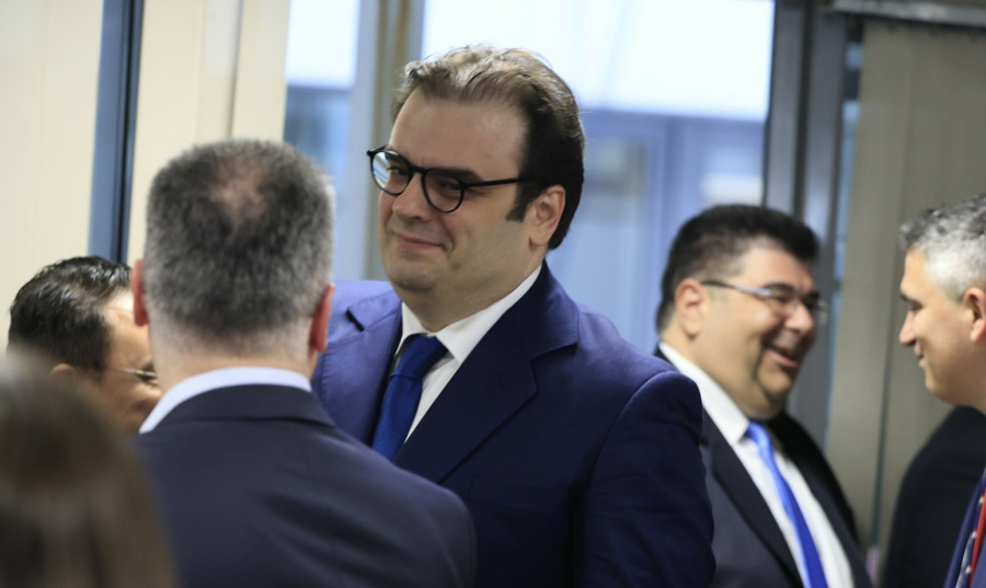 Πιερρακάκης: Δεν υφίσταται κίνδυνος για το χρέος μετά το 2032