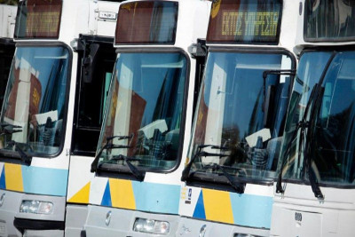 Κακοκαιρία «Μπάρμπαρα»: Πώς κινούνται τα λεωφορεία- Τροποποιήσεις και καθυστερήσεις