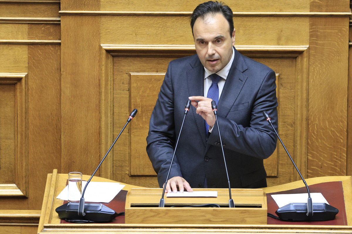 Υπερψηφίστηκε το νομοσχέδιο για την προστασία των ανηλίκων στα μέσα κοινωνικής δικτύωσης