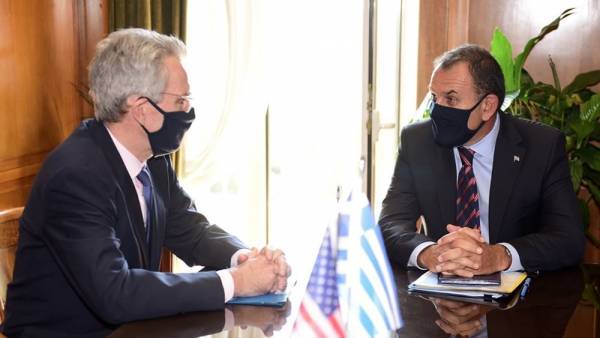 Οι τουρκικές προκλήσεις στο επίκεντρο της συνάντησης Παναγιωτόπουλου-Πάιατ