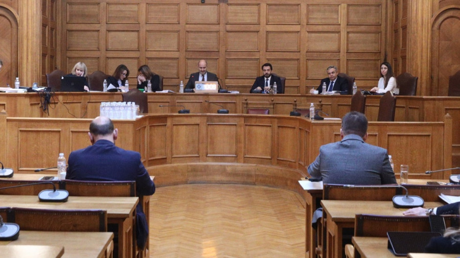 Τέμπη: Εγκρίθηκε το πόρισμα της ΝΔ στην Εξεταστική Επιτροπή