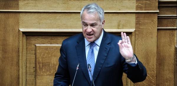 Βορίδης: Η απαγόρευση των εξαγωγών προϊόντων παραβιάζει τις ευρωπαϊκές αρχές