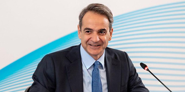 Μητσοτάκης-καλλιτέχνες: Δημόσιες πανεπιστημιακού επιπέδου σπουδές ως το 2025