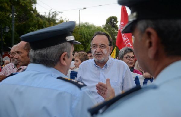 Ο Άδωνις βλέπει Λαφαζάνη και Ζωή στη φυλακή