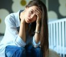 Πέντε σημάδια ότι η μαμά έχει ανάγκη από ύπνο