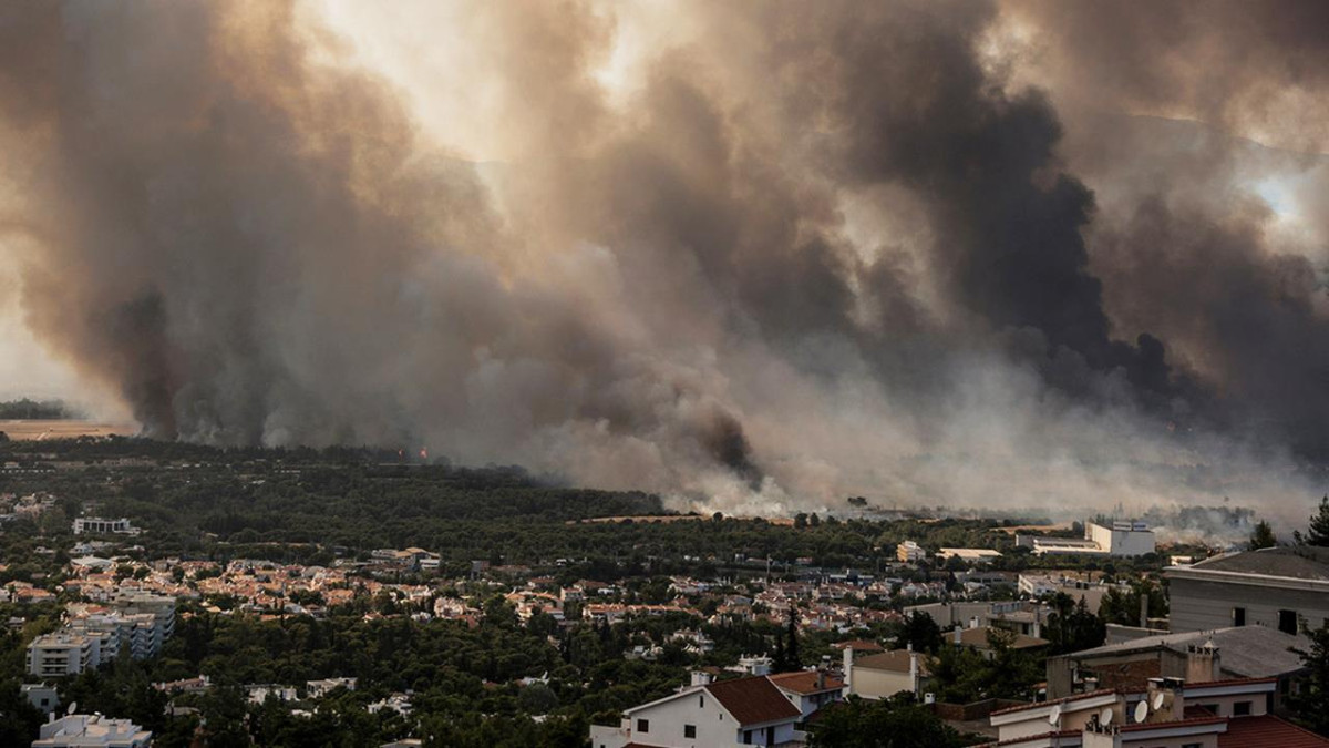 Σαρηγιάννης για τα σωματίδια λόγω πυρκαγιών: Συνδέονται με νευροεκφυλιστικές παθήσεις