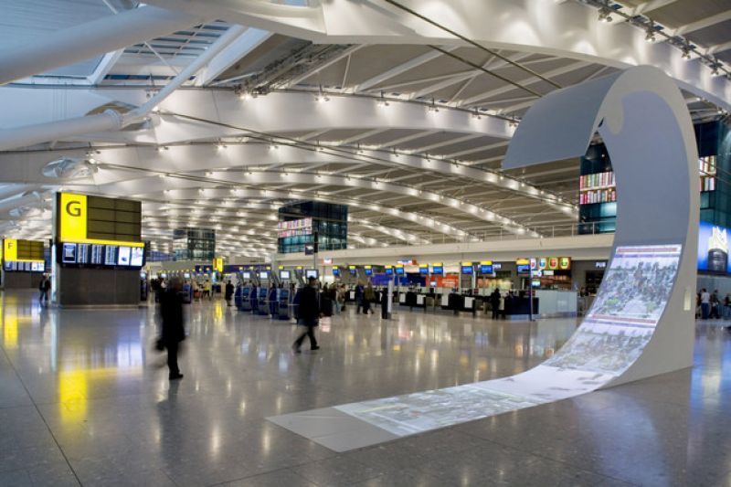 Αύξηση 3,4% παρουσίασε η διακίνηση επιβατών στο αεροδρόμιο Χίθροου του Λονδίνου το 2013