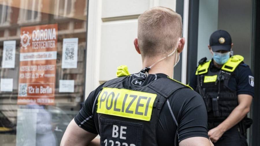 Πυροβολισμοί έξω από κατάστημα στο Βερολίνο - Τέσσερις τραυματίες
