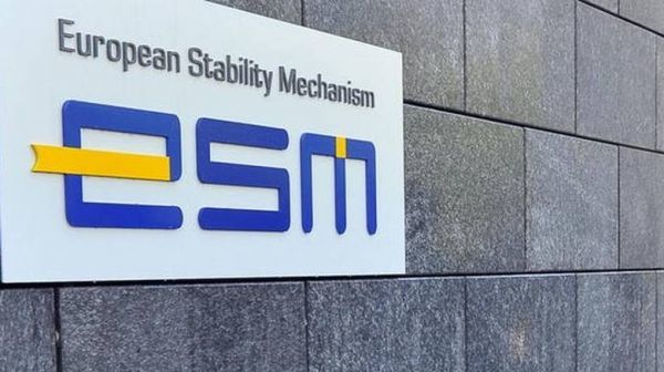 Handelsblatt: Τα σενάρια του ESM για χρέος και ελαφρύνσεις