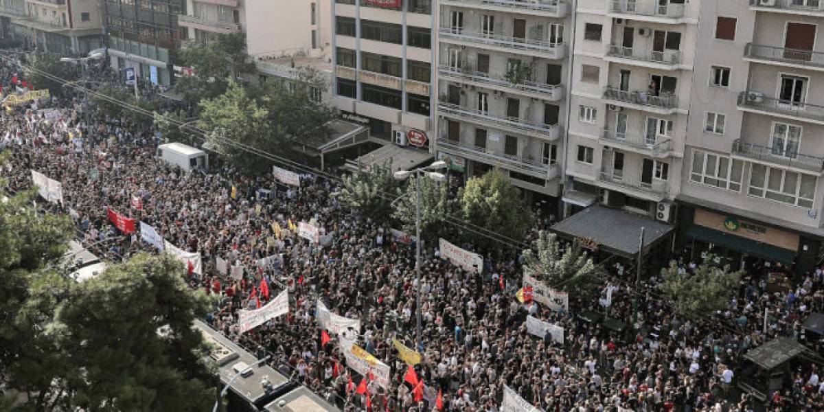 Η εγκληματική οργάνωση Χρυσή Αυγή στη φυλακή:Ένας χρόνος απ'την καταδίκη