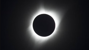 Ολική έκλειψη ηλίου: Πόσο θα διαρκέσει- Ποιοι θα τη δουν