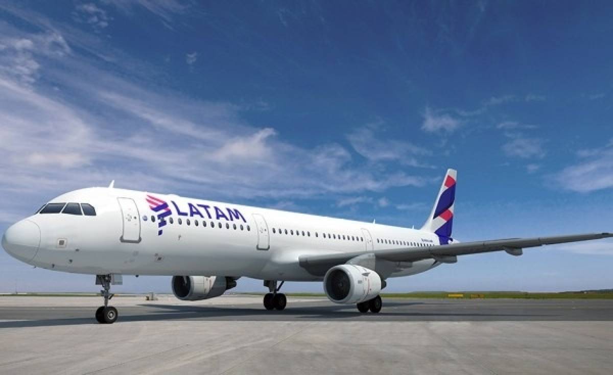 LATAM: Εθελούσια αποχώρηση ή απόλυση για 2.700 εργαζομένους