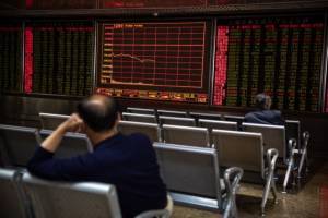 Τρίτη ημέρα ρευστοποιήσεων στα ασιατικά χρηματιστήρια