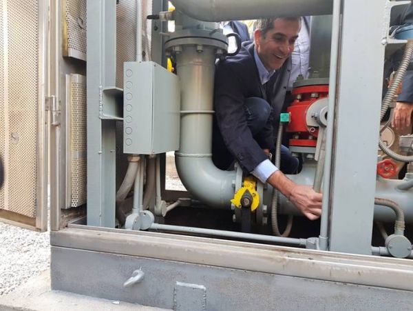 Το δίκτυο παροχής φυσικού αερίου στη Χαλκίδα εγκαινίασε ο Μπακογιάννης