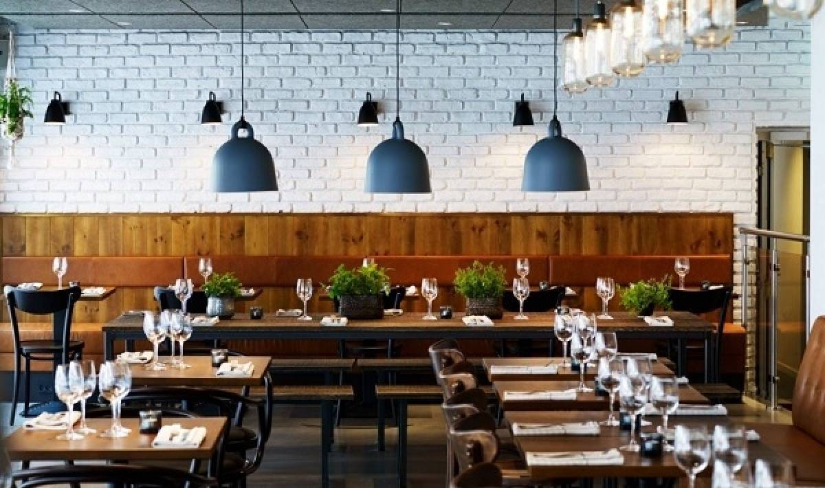 Προς νέα παράταση η μείωση ενοικίων για εστίαση και λιανεμπόριο