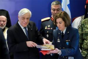 Μα καλά, στον Πρόεδρο το φλουρί της Προεδρικής Φρουράς;