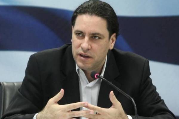 Κουρμούσης: Τη Δευτέρα η πλατφόρμα επιδότησης των κόκκινων δανείων