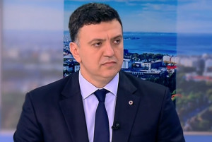 Κικίλιας: Αρμόδιο να συντονίζει το Υπουργείο, δεν ελέγχει τα αντιπλημμυρικά