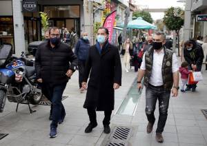 Αυτοψία Γεωργιάδη στην αγορά: Πρέπει να προσέξουμε