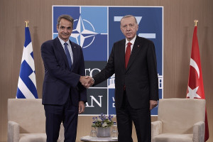 Μητσοτάκης: Ζήτησε επανέναρξη συνομιλιών για το Κυπριακό από τον Ερντογάν