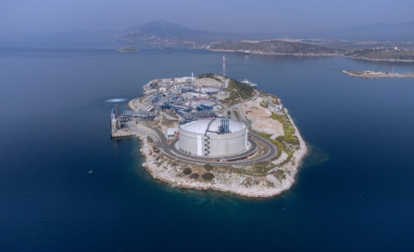Στην Gaslog η πλωτή δεξαμενή LNG στη Ρεβυθούσα