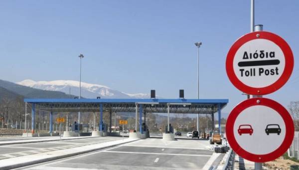 Εκλογές: Ελεύθερη διέλευση σε διόδια, εκπτώσεις σε τρένα και ΚΤΕΛ