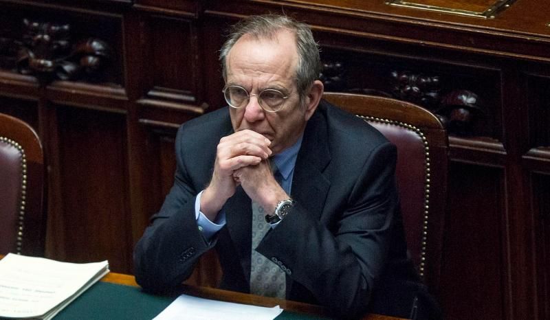 Ιταλός ΥΠΟΙΚ: Θα επιτευχθεί λύση για το ελληνικό ζήτημα