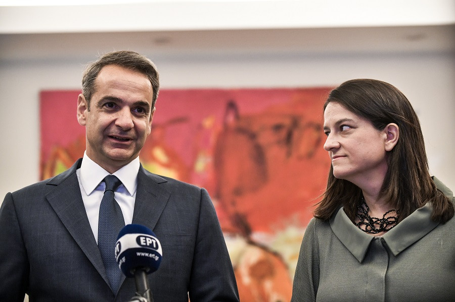 Η λογική «τώρα που γυρίζει» και οι ατσαλιές με την επιστολική ψήφο