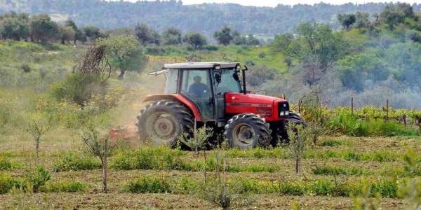 Αγροτικό πολυνομοσχέδιο: Επιστροφή ειδικού φόρου στο πετρέλαιο και άλλες αλλαγές