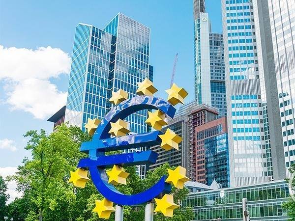 ΕΚΤ: Το 2022 η επιστροφή της οικονομίας σε επίπεδα 2019