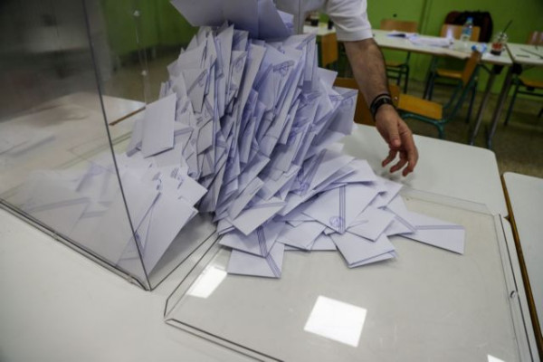 Δημοσκόπηση Opinion Poll: Άνετη αυτοδυναμία ΝΔ-«Παίζεται» η επτακομματική Βουλή