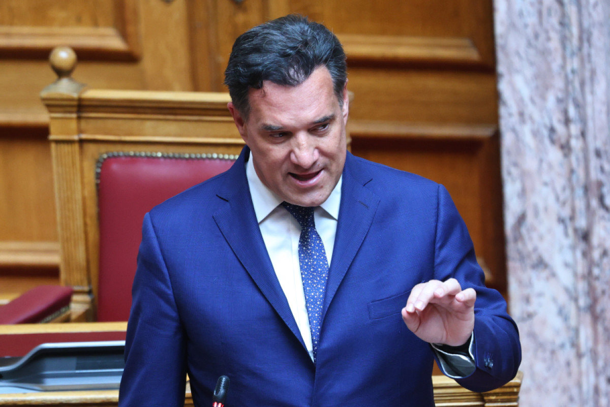 Μήνυση Γεωργιάδη για τη viral φωτογραφία – «Προέρχεται από τσέχικο site»