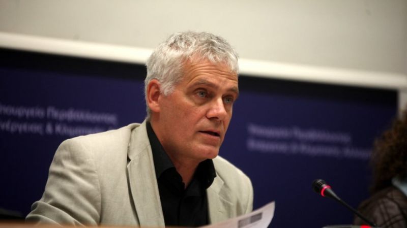 Τσιρώνης: Μέσα στον επόμενο μήνα το νομοσχέδιο για τα κατοικίδια