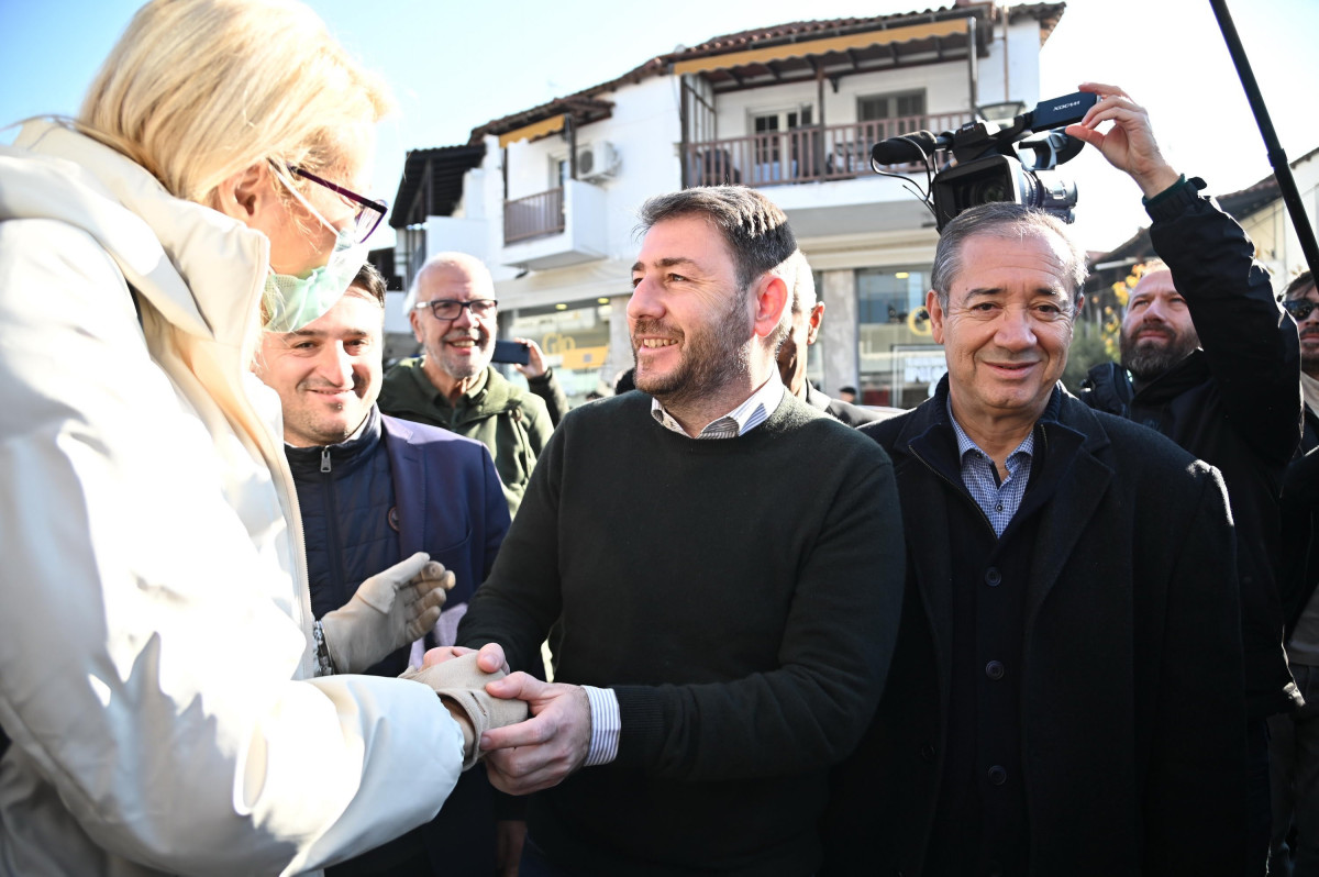Ανδρουλάκης: Νέο ΕΚΑΣ, αύξηση κατώτατου μισθού και μείωση ΦΠΑ