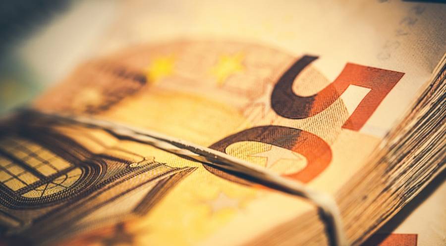 Τα δάνεια των πολιτικών που… ζαλίζουν