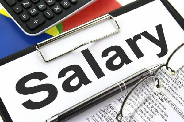 ILO:Πτώση του πραγματικού μισθού στην Ελλάδα κατά 3,5% το 2017