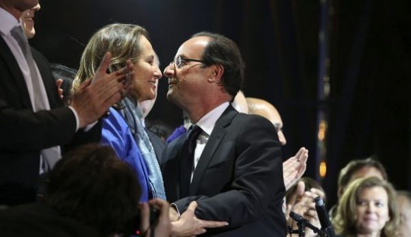 «Γυναικάς» ήρθε, «γυναικάς» φεύγει ο Ολάντ