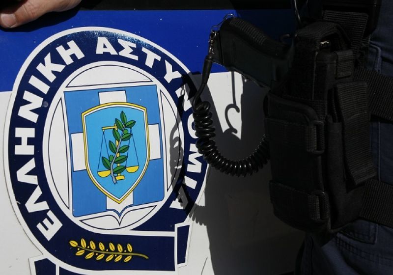 Με ένα μήνα καθυστέρηση οι μεταθέσεις αστυνομικών