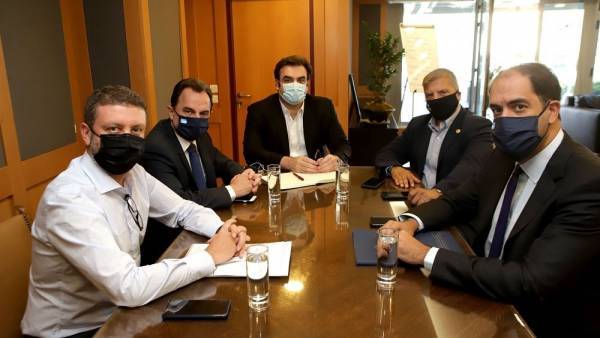 Σύσκεψη Πατούλη-Πιερρακάκη για τη διεύρυνση της ηλεκτρονικής διακυβέρνησης