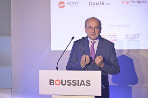 Επτά δράσεις της κυβέρνησης για τη βελτίωση των εργασιακών συνθηκών